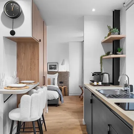 Apartment 30m2 Cosy A 5 Min A Pied Du Musee Du Louvre Paris