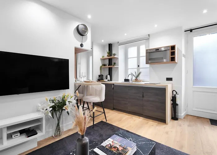 30m2 Cosy A 5 Min A Pied Du Musee Du Louvre باريس
